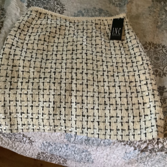 INC beige and black skirt - Picture 1 of 5